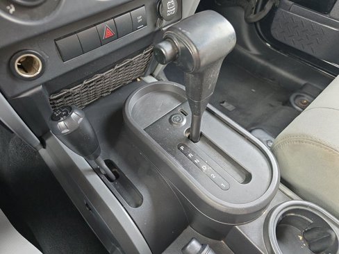 Used 2009 Jeep Wrangler X image 10
