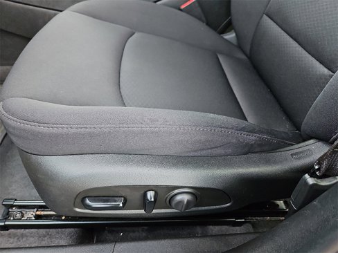 Used 2023 Chevrolet Malibu LT image 21