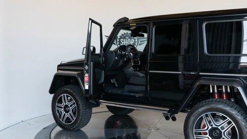 Used 2017 Mercedes-Benz G 550 Squared image 40