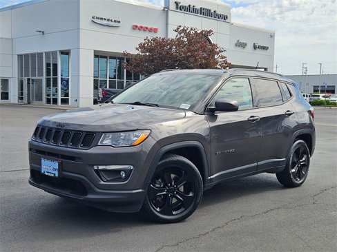 Used 2021 Jeep Compass Latitude image 2