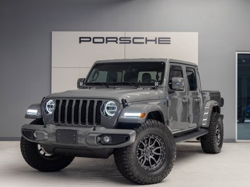 Used 2022 Jeep Gladiator Overland image 1