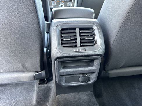 Certified 2024 Volkswagen Tiguan S image 31