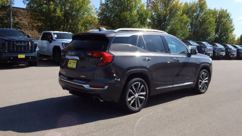 Used 2019 GMC Terrain Denali w/ Advanced Safety Package image 7