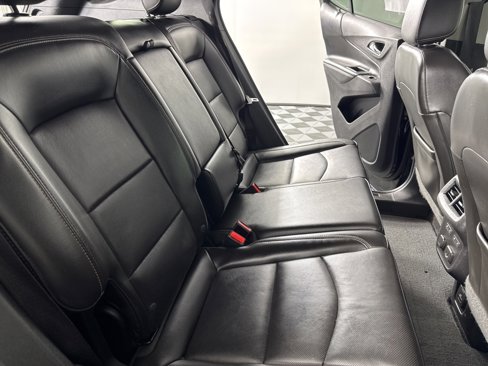 Used 2018 Chevrolet Equinox Premier image 36
