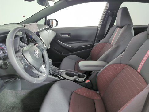 Used 2024 Toyota Corolla SE image 15