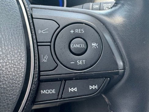 Used 2019 Toyota RAV4 Limited image 26