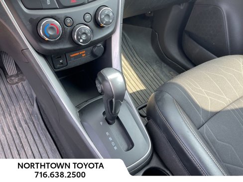 Used 2020 Chevrolet Trax LT w/ LT Convenience Package image 23
