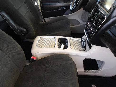 Used 2012 Dodge Grand Caravan SXT w/ Entertainment Group 1 image 18