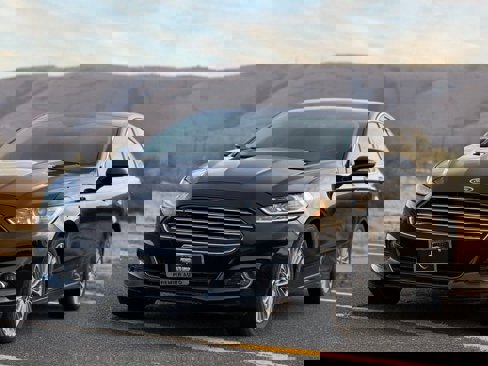 Used 2014 Ford Fusion Titanium image 9