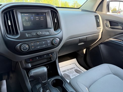 Used 2021 Chevrolet Colorado W/T w/ WT Convenience Package image 27