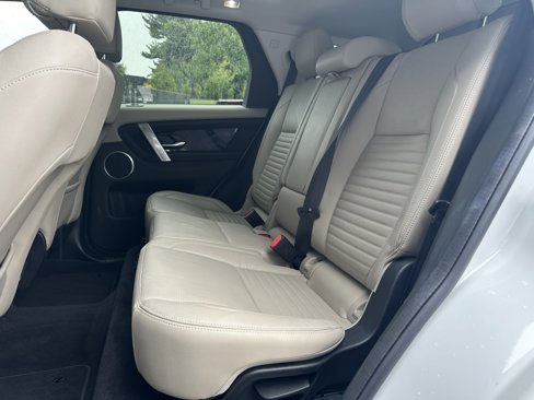 Used 2021 Land Rover Discovery Sport S image 20