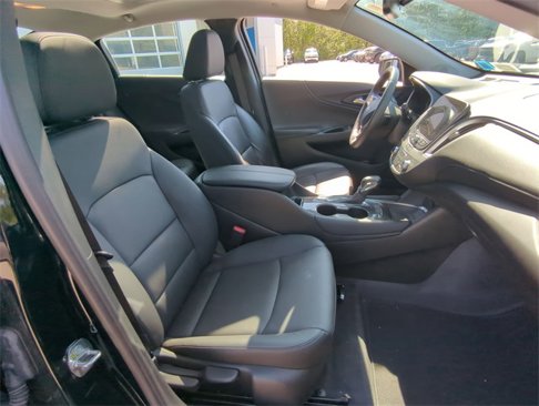 Certified 2022 Chevrolet Malibu LT w/ Leather Package image 28