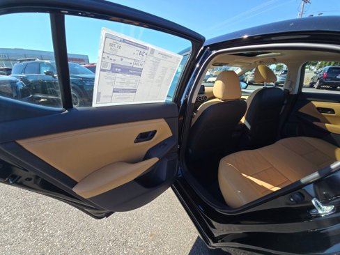 New 2025 Nissan Sentra SV w/ SV Premium Package image 17