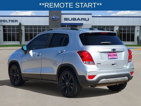 Used 2018 Chevrolet Trax LT w/ Redline Edition image 4
