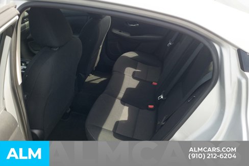 Used 2023 Nissan Sentra SV image 18