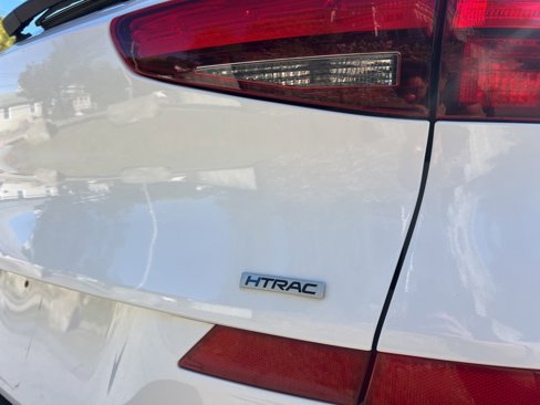 Used 2020 Hyundai Tucson SE w/ Winter Weather Package image 9