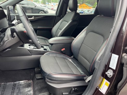 Used 2023 Ford Escape ST-Line Select w/ Tech Pack #1 image 12