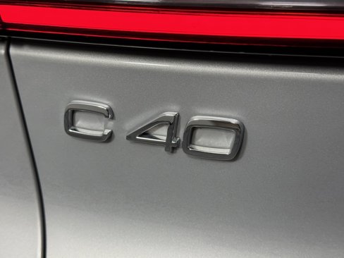 Certified 2023 Volvo C40 P8 Recharge Ultimate image 7
