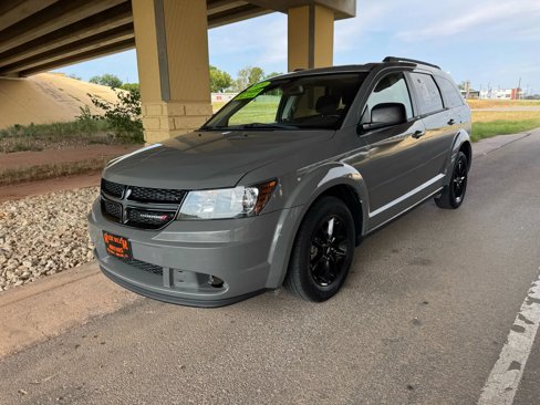 Used 2020 Dodge Journey SE w/ SE Popular Equipment Group image 7
