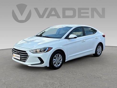 Used 2017 Hyundai Elantra SE image 21