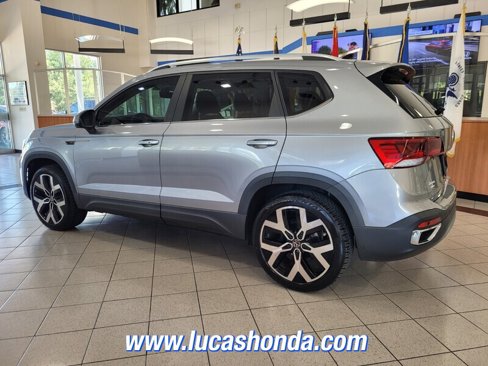 Used 2022 Volkswagen Taos SEL image 6