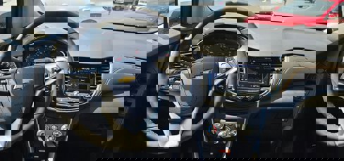 Used 2022 Chevrolet Trax LT w/ LT Convenience Package image 11
