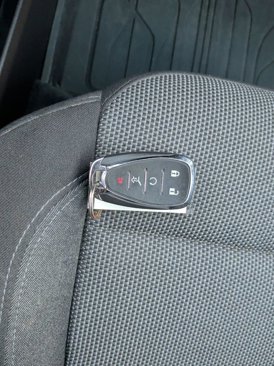 Used 2022 Chevrolet Traverse LT image 49