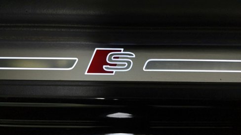 Used 2018 Audi A4 2.0T Ultra Premium w/ 18" Wheel Package image 31
