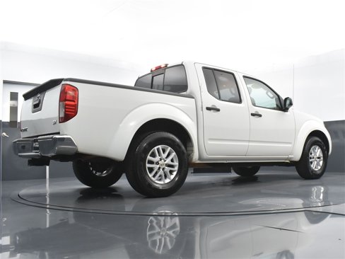Used 2016 Nissan Frontier SV image 22