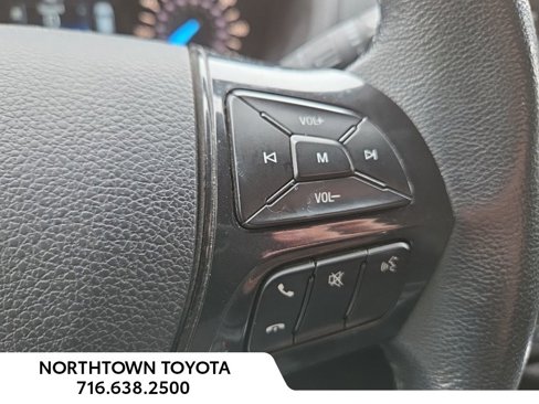 Used 2019 Ford Explorer XLT image 20