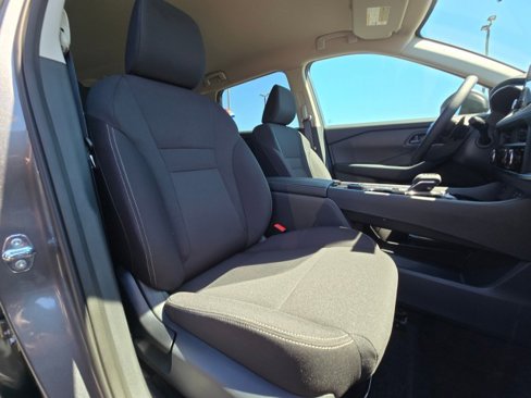 New 2025 Nissan Rogue S image 12