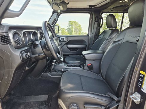Used 2021 Jeep Wrangler Unlimited Sport image 13