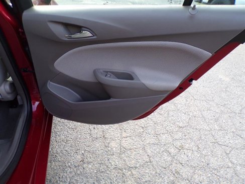 Used 2017 Chevrolet Cruze LT image 25