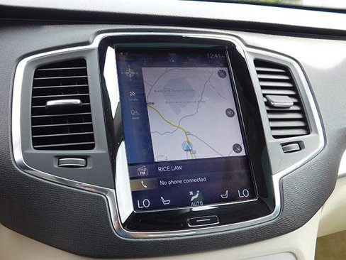 Used 2016 Volvo XC90 T6 Momentum image 19