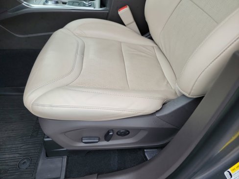 Used 2022 Ford Explorer Platinum w/ Equipment Group 601A image 20