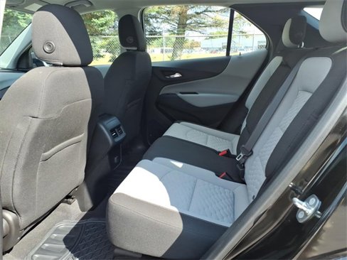 Used 2018 Chevrolet Equinox LS image 9
