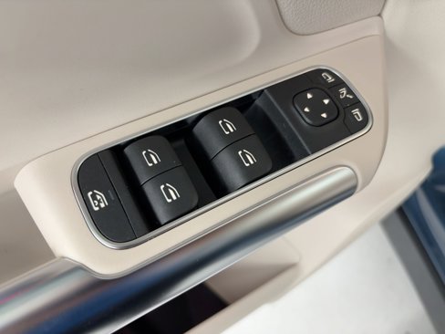 Certified 2023 Mercedes-Benz GLA 250 image 13