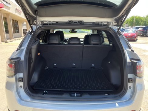 Used 2024 Jeep Compass Trailhawk w/ Trailhawk Elite Group image 13