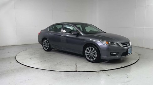 Used 2015 Honda Accord Sport image 8
