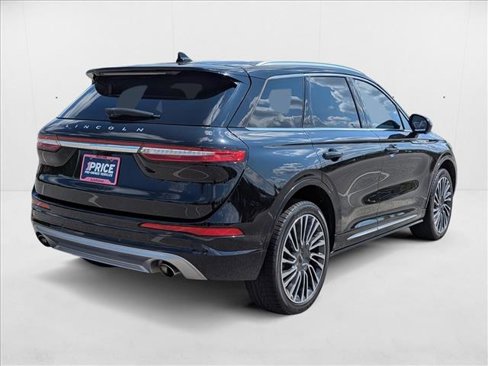 Used 2020 Lincoln Corsair Reserve image 5