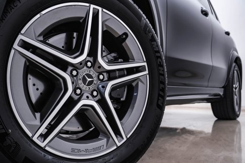 Used 2024 Mercedes-Benz GLE 450 4MATIC image 5