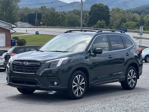 Used 2022 Subaru Forester Limited image 7