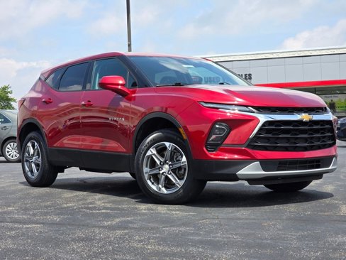 Used 2023 Chevrolet Blazer LT image 1