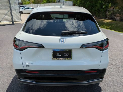 Used 2023 Honda HR-V EX-L image 5