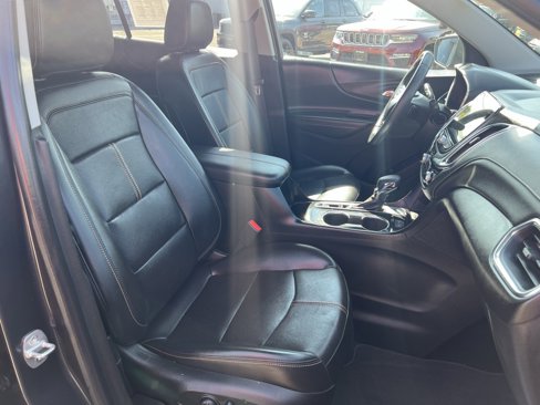 Used 2022 Chevrolet Equinox Premier image 12