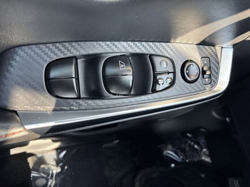 Used 2022 Nissan Sentra SR w/ Electronics Package image 24