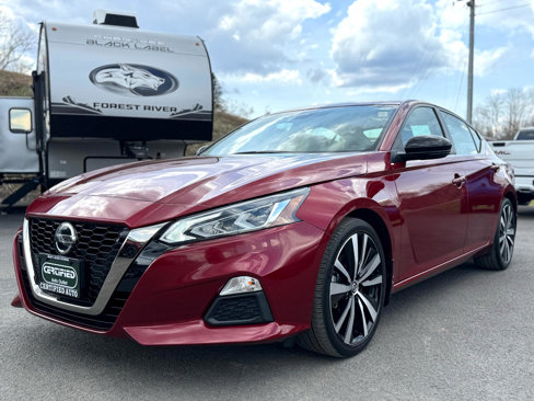 Used 2021 Nissan Altima 2.5 SR w/ SR Premium Package image 3