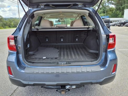 Used 2017 Subaru Outback 2.5i Premium image 51