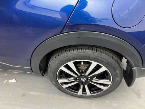 Used 2020 Nissan Kicks SR image 16