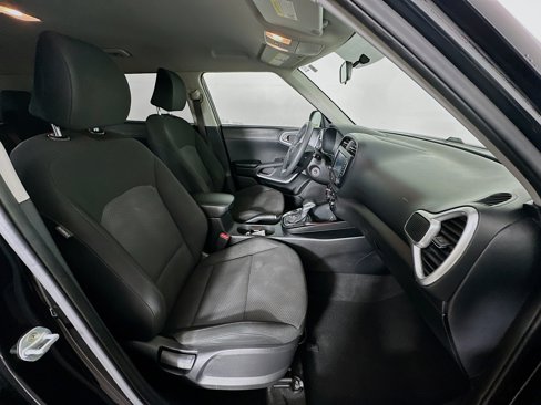 Used 2020 Kia Soul LX image 28